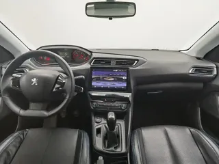 Peugeot 308 2018 купить из Китая, цена 1 138 000 ₽ — Suifenhe Auto