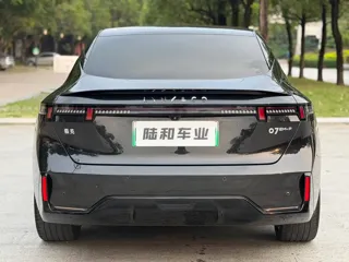 Lynk & Co 07 EM-P 2024 купить из Китая, цена 3 247 000 ₽ — Suifenhe Auto