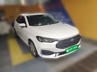 Ford Escort 2022 купить из Китая, цена 1 152 000 ₽ — Suifenhe Auto