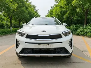 Kia Stonic 2019 купить из Китая, цена 1 170 000 ₽ — Suifenhe Auto