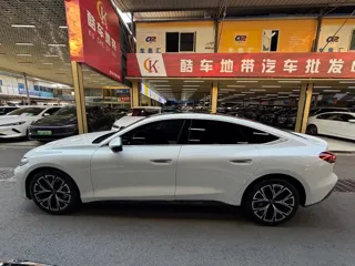 Audi A5L Sportback 2026 купить из Китая, цена 6 069 000 ₽ — Suifenhe Auto