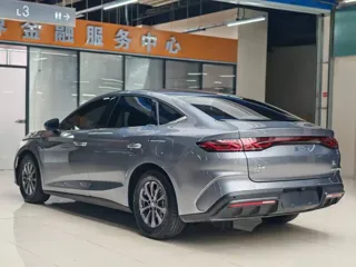 BYD Qin 2024 купить из Китая, цена 2 523 000 ₽ — Suifenhe Auto
