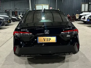 Honda Inspire 2025 купить из Китая, цена 3 073 000 ₽ — Suifenhe Auto