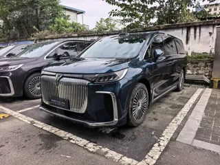 Voyah Dreamer 2025 купить из Китая, цена 6 762 000 ₽ — Suifenhe Auto
