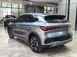 BYD Yuan 2022 купить из Китая, цена 3 335 000 ₽ — Suifenhe Auto