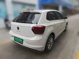 Volkswagen Polo 2021 купить из Китая, цена 1 414 000 ₽ — Suifenhe Auto