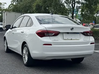 Buick Excelle 2019 купить из Китая, цена 1 023 000 ₽ — Suifenhe Auto