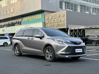 Toyota SIENNA 2025 купить из Китая, цена 7 851 000 ₽ — Suifenhe Auto