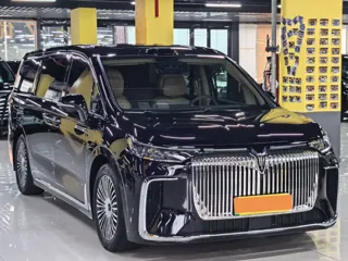 Voyah Dreamer 2025 купить из Китая, цена 7 030 000 ₽ — Suifenhe Auto