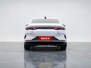 BYD Qin 2025 купить из Китая, цена 3 111 000 ₽ — Suifenhe Auto