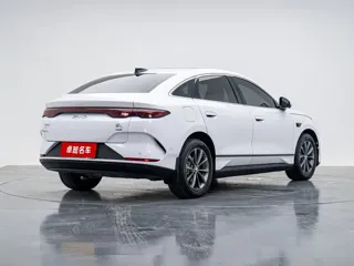 BYD Qin 2025 купить из Китая, цена 3 111 000 ₽ — Suifenhe Auto