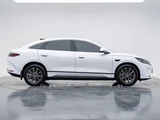 BYD Qin 2025 купить из Китая, цена 3 111 000 ₽ — Suifenhe Auto
