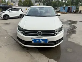 Volkswagen Santana 2023 купить из Китая, цена 1 075 000 ₽ — Suifenhe Auto