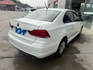 Volkswagen Santana 2023 купить из Китая, цена 1 075 000 ₽ — Suifenhe Auto