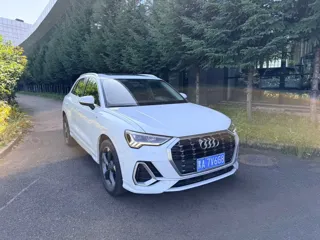 Audi Q3 2022 купить из Китая, цена 2 368 000 ₽ — Suifenhe Auto