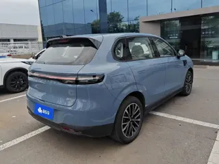 Leapmotor B10 2025 купить из Китая, цена 3 075 000 ₽ — Suifenhe Auto