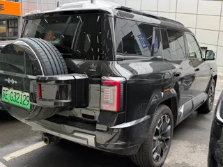 Fangchengbao Bao 8 2025 купить из Китая, цена 9 908 000 ₽ — Suifenhe Auto