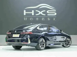BMW 5 Series 2025 купить из Китая, цена 7 638 000 ₽ — Suifenhe Auto