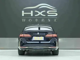 BMW 5 Series 2025 купить из Китая, цена 7 638 000 ₽ — Suifenhe Auto