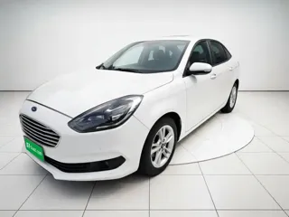 Ford Escort 2019 купить из Китая, цена 1 149 000 ₽ — Suifenhe Auto