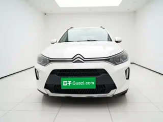 Citroen C3-XR 2023 купить из Китая, цена 1 032 000 ₽ — Suifenhe Auto