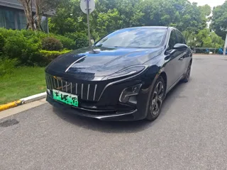Hongqi E-QM5 2020 купить из Китая, цена 973 000 ₽ — Suifenhe Auto