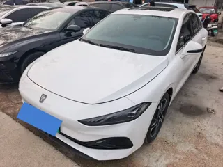 Roewe D7 2024 купить из Китая, цена 2 408 000 ₽ — Suifenhe Auto