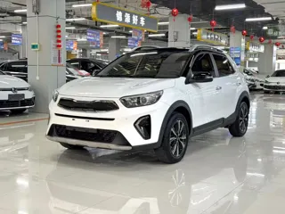 Kia Stonic 2022 купить из Китая, цена 1 444 000 ₽ — Suifenhe Auto