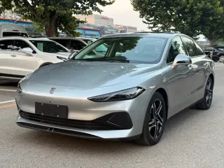 Roewe D7 2024 купить из Китая, цена 2 629 000 ₽ — Suifenhe Auto