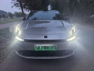 Lynk & Co 07 EM-P 2025 купить из Китая, цена 3 151 000 ₽ — Suifenhe Auto