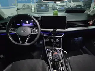 Volkswagen Sagitar 2024 купить из Китая, цена 2 655 000 ₽ — Suifenhe Auto