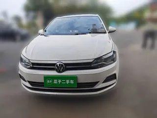Volkswagen Polo 2021 купить из Китая, цена 1 465 000 ₽ — Suifenhe Auto