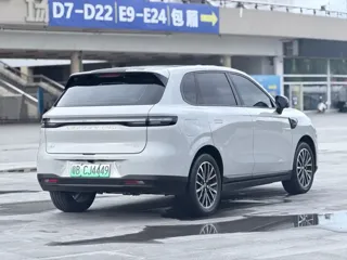 Leapmotor B10 2025 купить из Китая, цена 2 831 000 ₽ — Suifenhe Auto