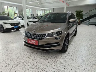 Skoda Karoq 2023 купить из Китая, цена 2 133 000 ₽ — Suifenhe Auto