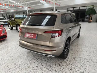 Skoda Karoq 2023 купить из Китая, цена 2 133 000 ₽ — Suifenhe Auto