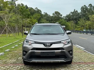 Toyota RAV4 2019 купить из Китая, цена 2 085 000 ₽ — Suifenhe Auto