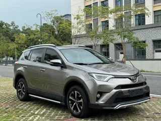 Toyota RAV4 2019 купить из Китая, цена 2 085 000 ₽ — Suifenhe Auto