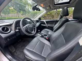 Toyota RAV4 2019 купить из Китая, цена 2 085 000 ₽ — Suifenhe Auto