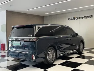 Voyah Dreamer 2025 купить из Китая, цена 6 456 000 ₽ — Suifenhe Auto
