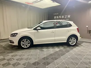 Volkswagen Polo 2019 купить из Китая, цена 1 248 000 ₽ — Suifenhe Auto