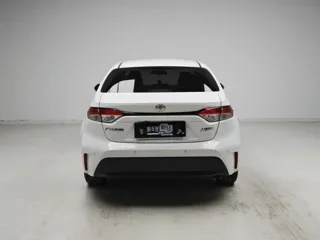 Toyota Levin 2023 купить из Китая, цена 1 204 000 ₽ — Suifenhe Auto