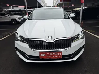Skoda Superb 2022 купить из Китая, цена 1 847 000 ₽ — Suifenhe Auto