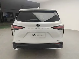 Toyota Granvia 2024 купить из Китая, цена 6 752 000 ₽ — Suifenhe Auto