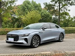 Lincoln Z 2024 купить из Китая, цена 3 926 000 ₽ — Suifenhe Auto