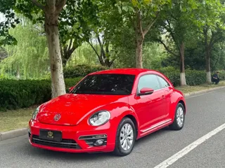 Volkswagen Beetle 2018 купить из Китая, цена 1 456 000 ₽ — Suifenhe Auto