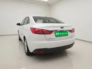 Ford Escort 2020 купить из Китая, цена 1 185 000 ₽ — Suifenhe Auto