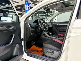 Skoda Karoq 2023 купить из Китая, цена 2 045 000 ₽ — Suifenhe Auto
