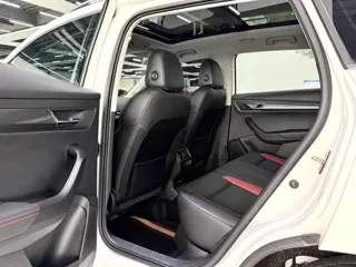 Skoda Karoq 2023 купить из Китая, цена 2 045 000 ₽ — Suifenhe Auto