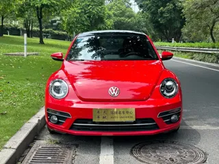 Volkswagen Beetle 2018 купить из Китая, цена 1 716 000 ₽ — Suifenhe Auto
