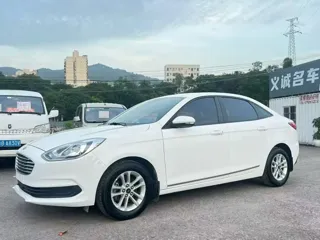 Ford Escort 2019 купить из Китая, цена 1 024 000 ₽ — Suifenhe Auto